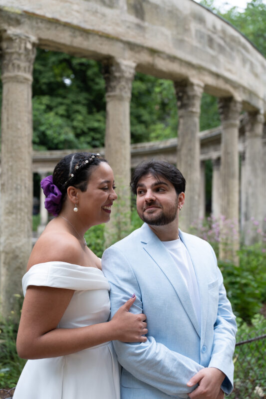 Bride and groom portrait in Parc Monceau during a Paris elopement