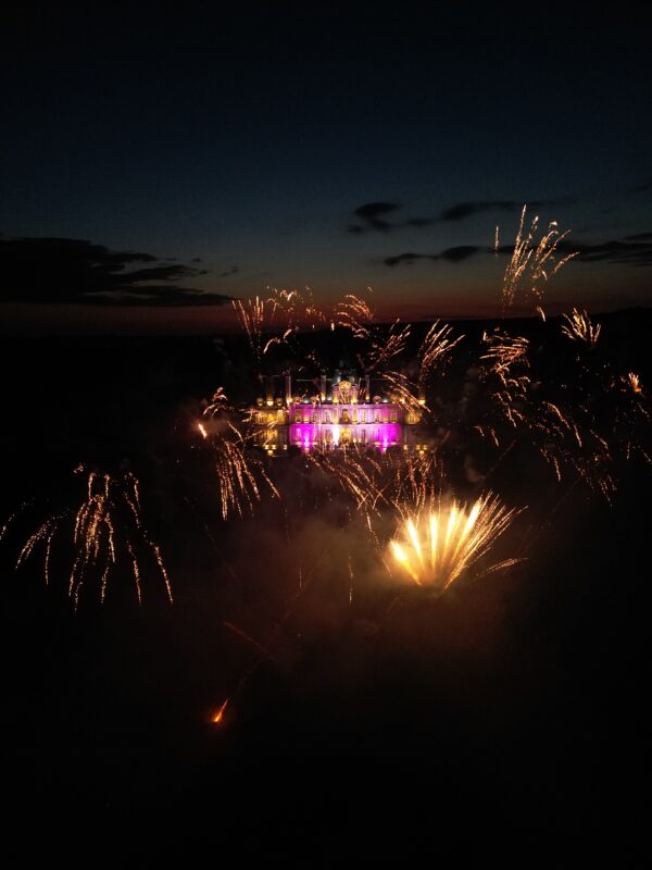 Fireworks lighting up the night during a luxury wedding at Château de Saint-Martin-du-Tertre